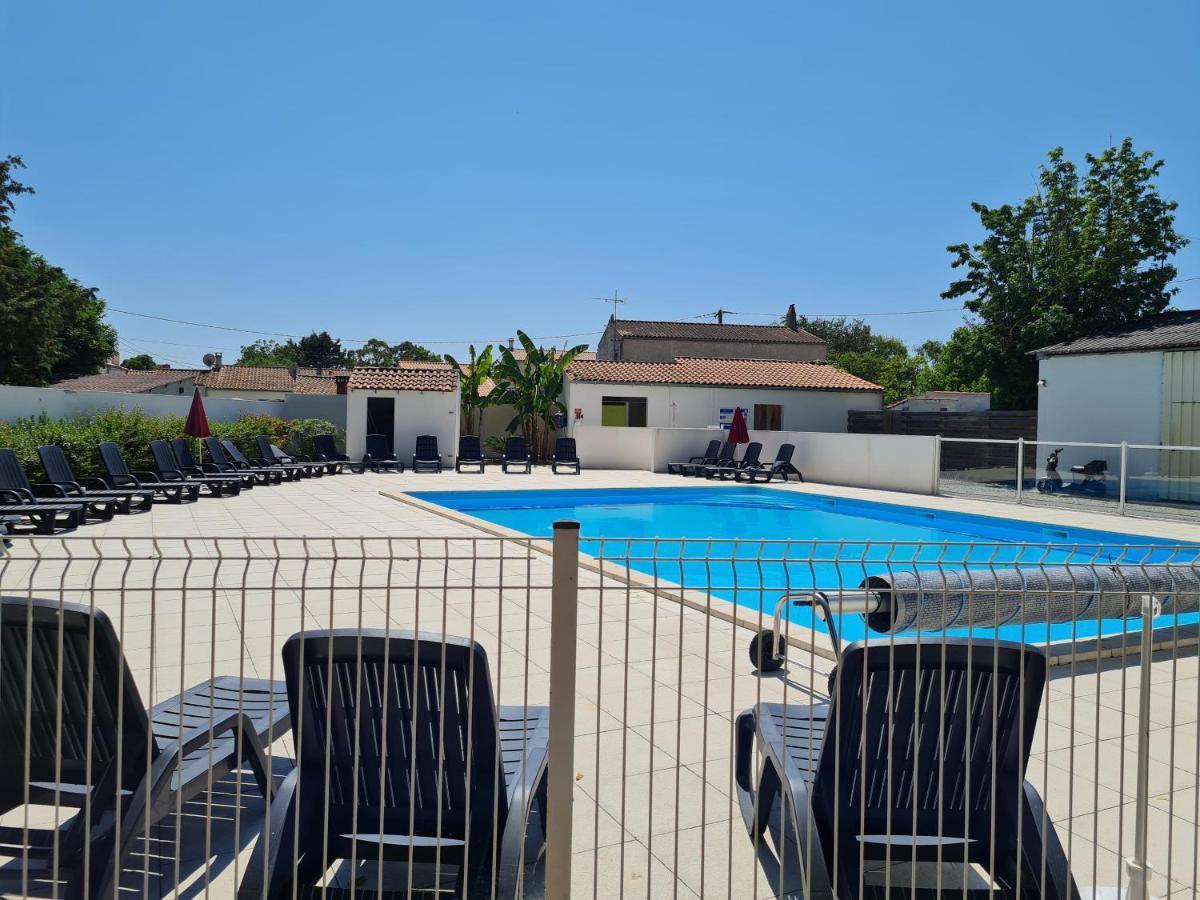 Camping Fleur D'Oleron Saint-Pierre-d'Oleron Exterior foto